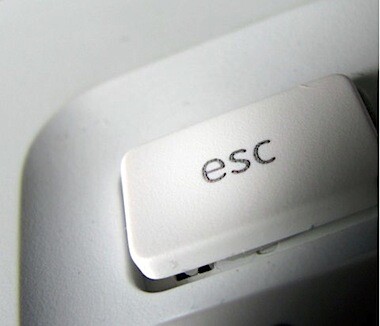 esc key on mac